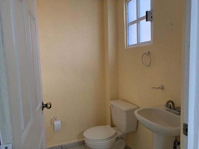 6 de 14: medio baño