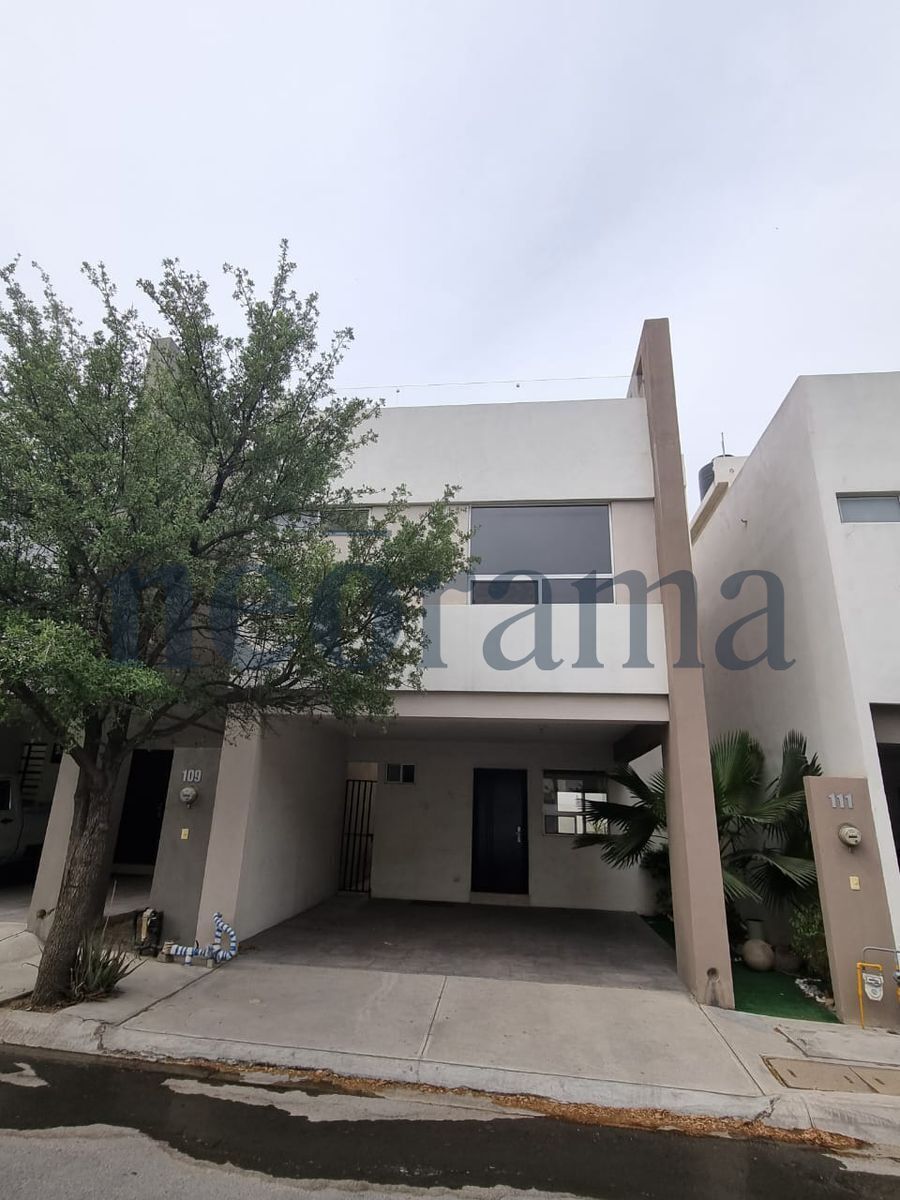 Casa en venta en residencial Arvore Santa Catarina Nuevo León. | EasyBroker