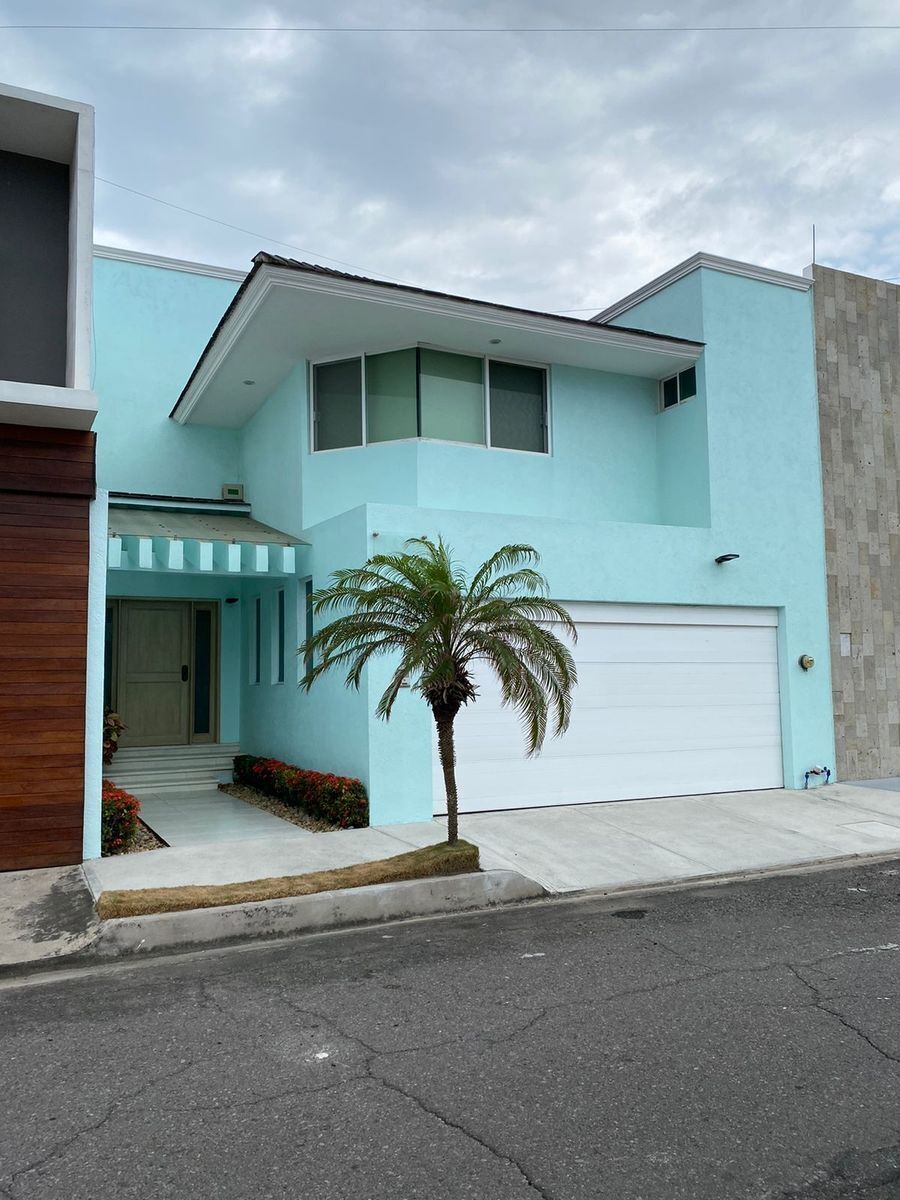 Casa AMUEBLADA en venta en Fracc. Costa de Oro. BOCA DEL RÍO, VERACRUZ.