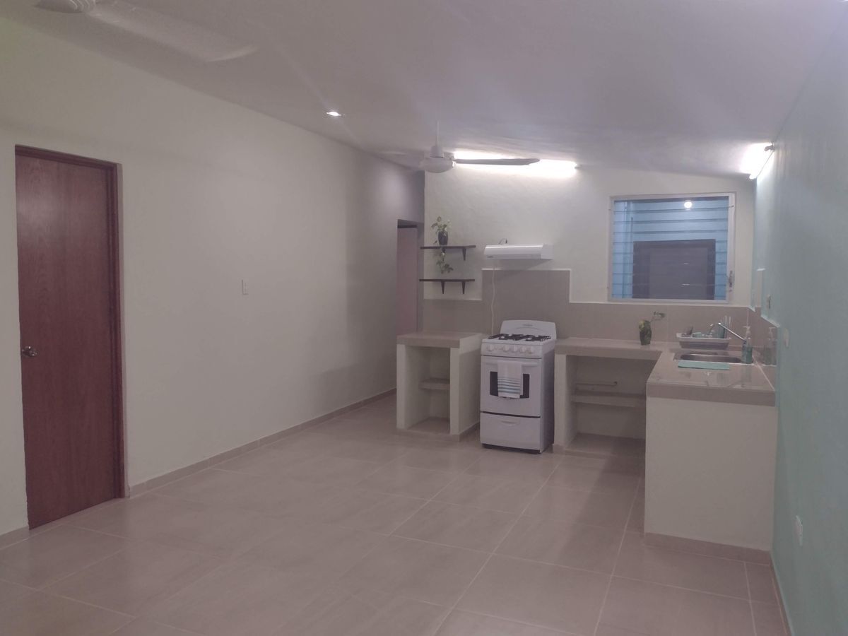 5 de 26: Área de sala comedor y cocina