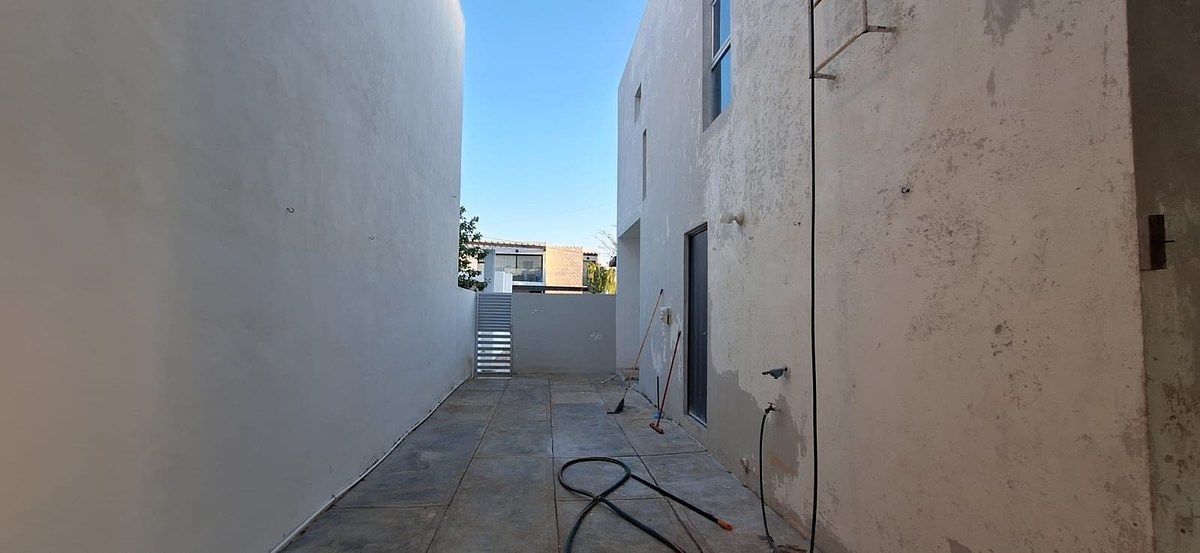 10 de 21: pasillo de servicio