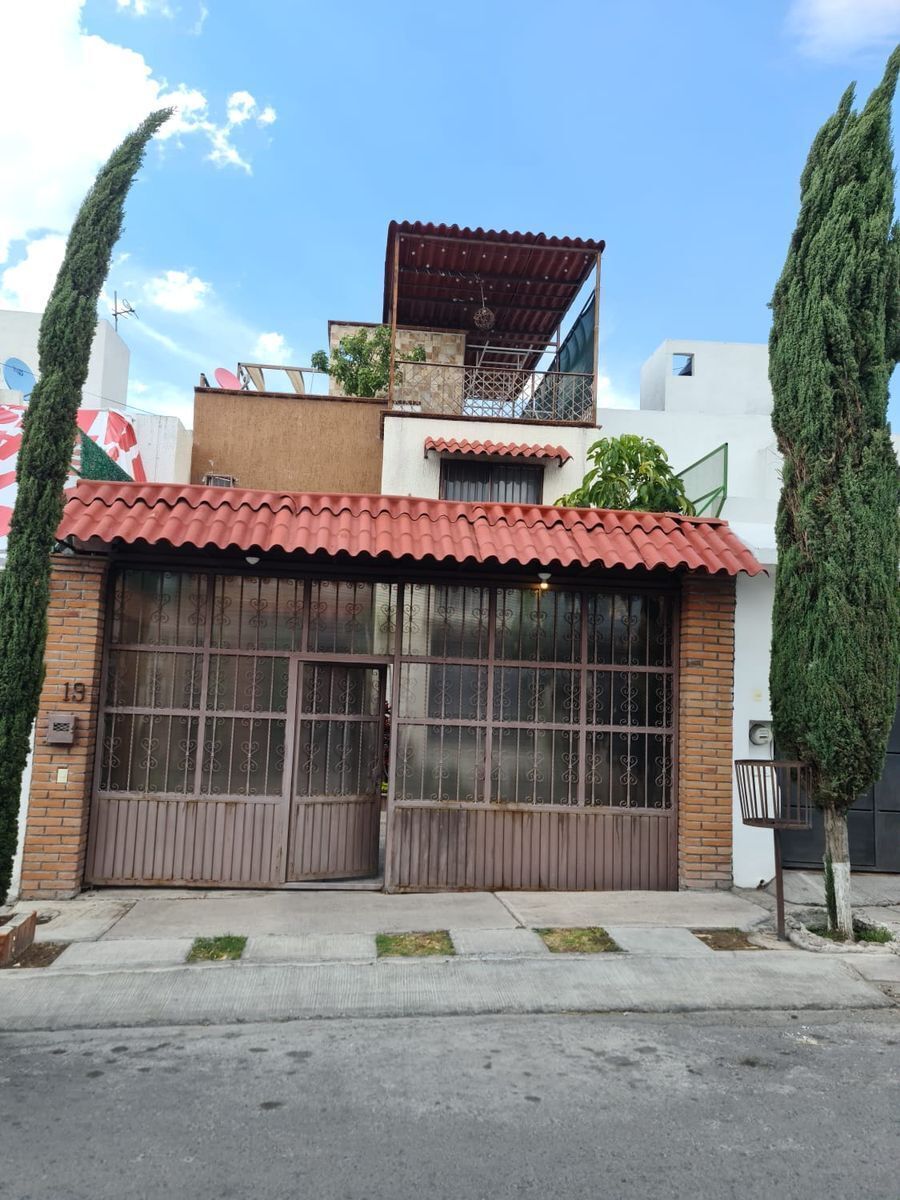 Casa en Venta en Mision Candiles Queretaro