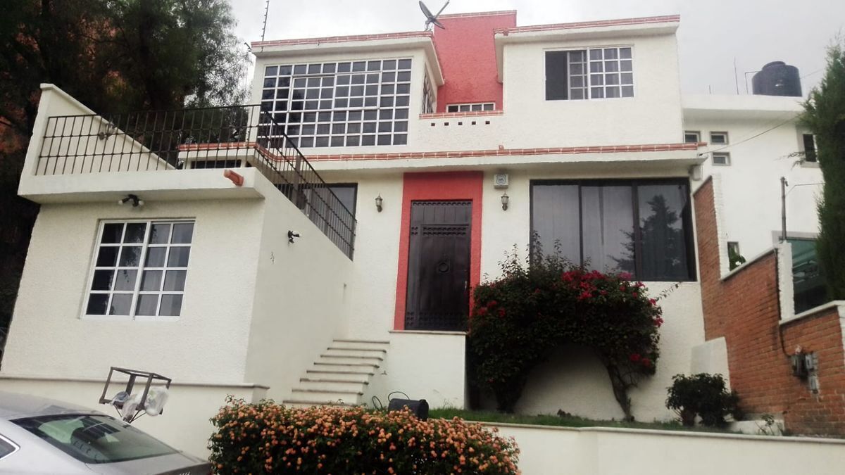 1 de 15: Casa de 2 niveles en el Dorado