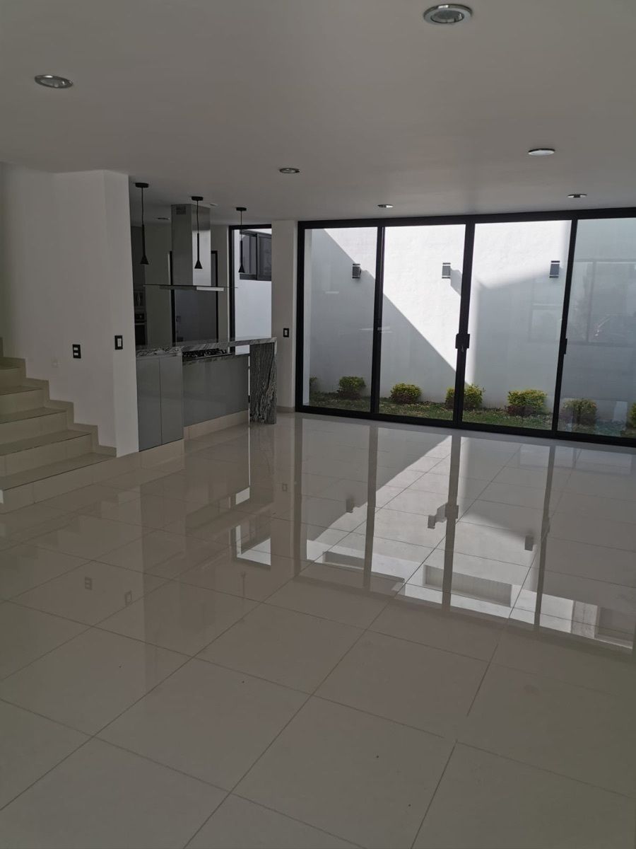 Casa Venta Privada LUCEPOLIS Fraccionamiento Milenio III Queretaro - foto 1