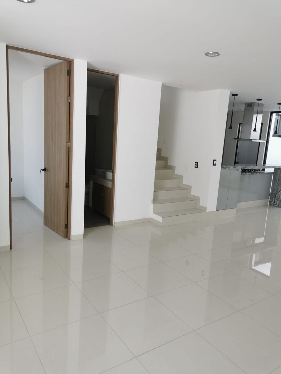 Casa Venta Privada LUCEPOLIS Fraccionamiento Milenio III Queretaro - foto 3