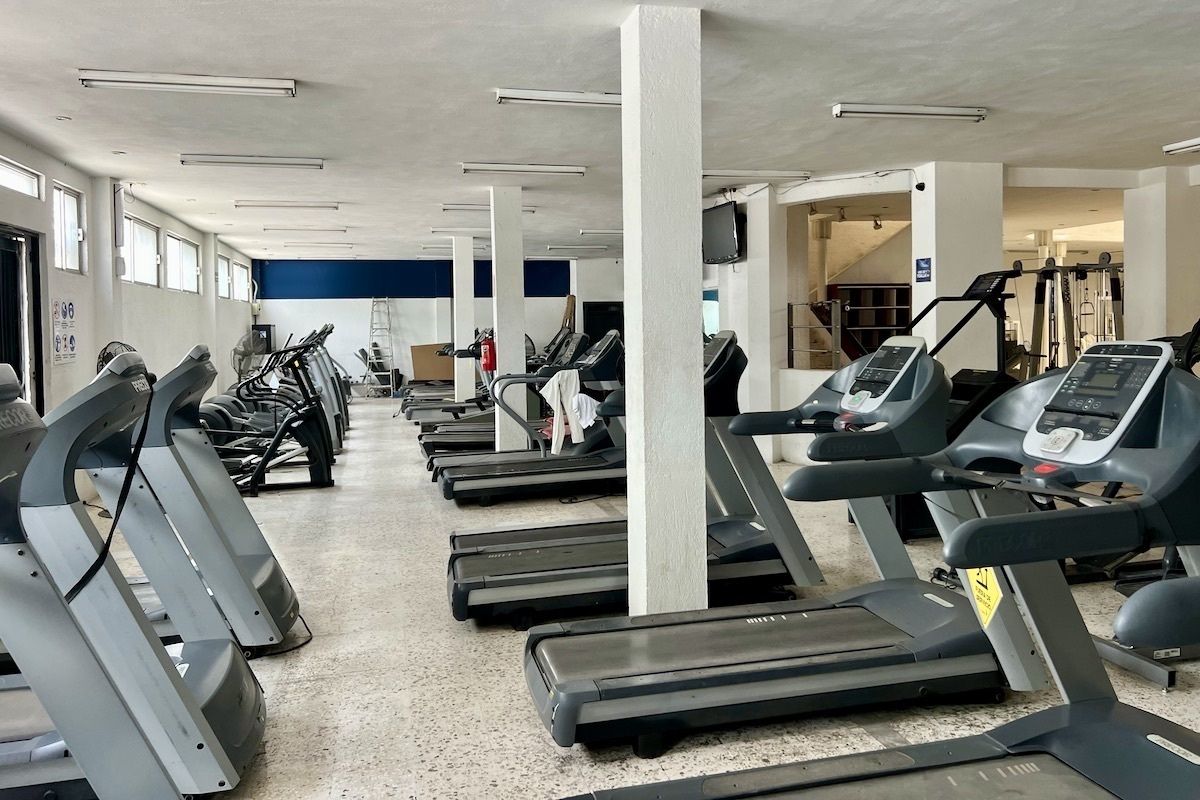9 de 40: Gimnasio