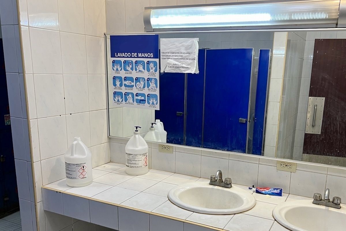 13 de 40: Baños