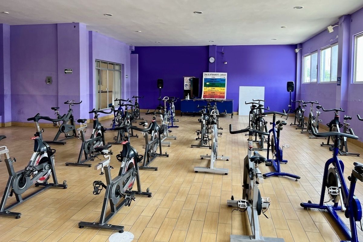 38 de 40: Gimnasio