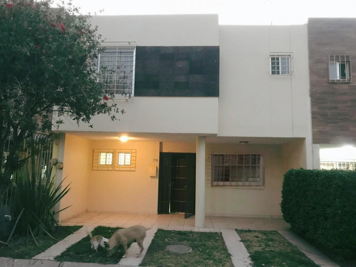 Casa en venta, Jardines del valle, Zapopan, Jalisco - Casas y Terrenos