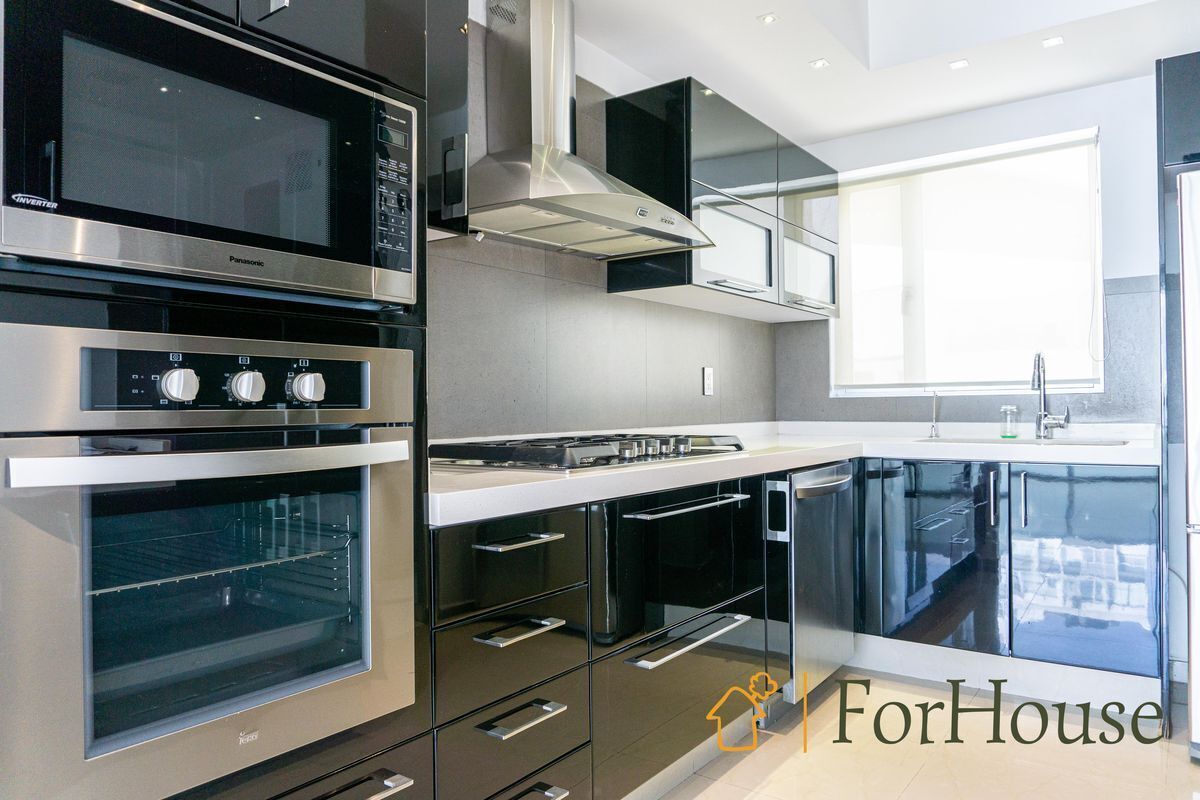 5 of 28: Cocina