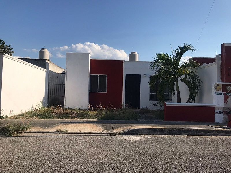 1 de 10: FACHADA