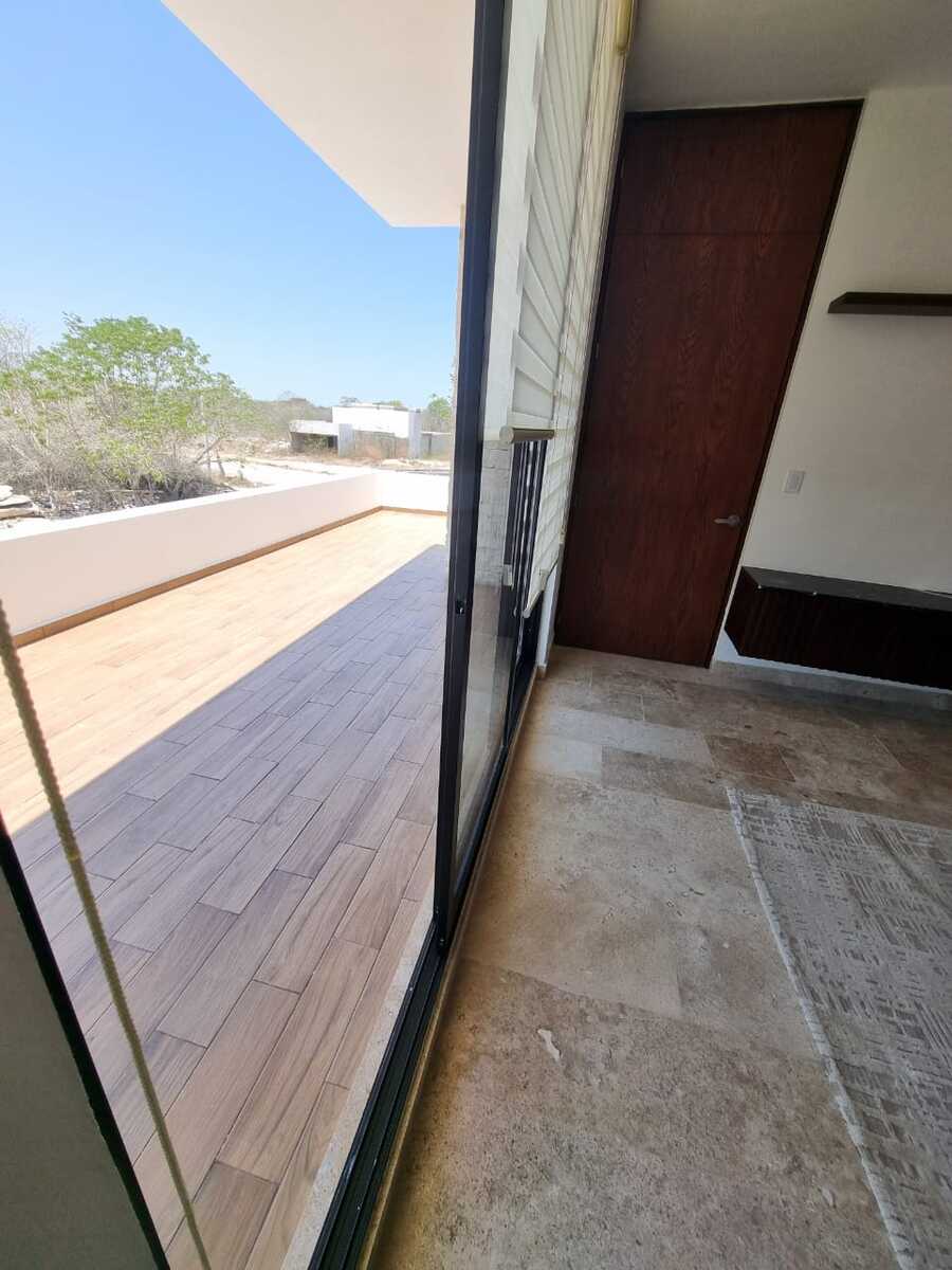 13 de 22: Balcón Recámara Principal