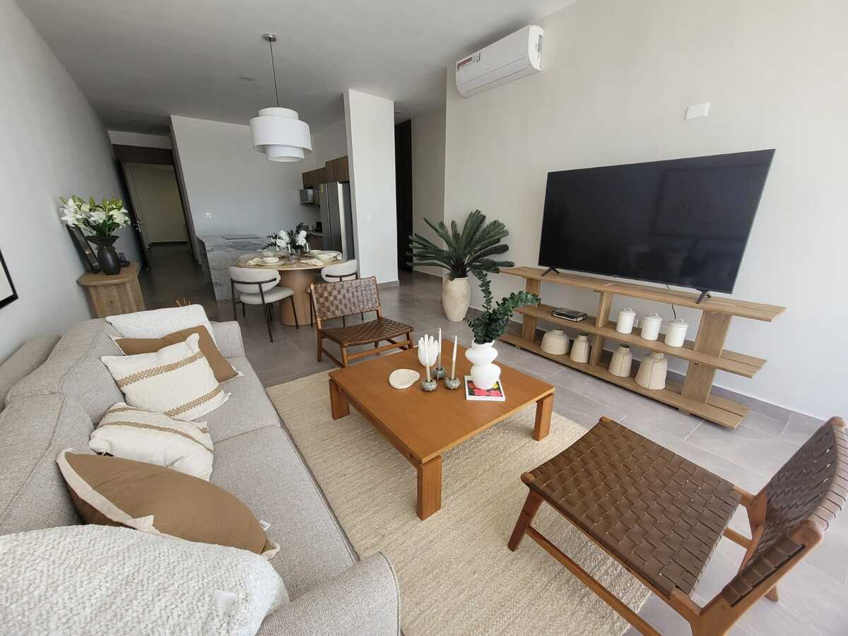 1 of 17: Sala y Comedor