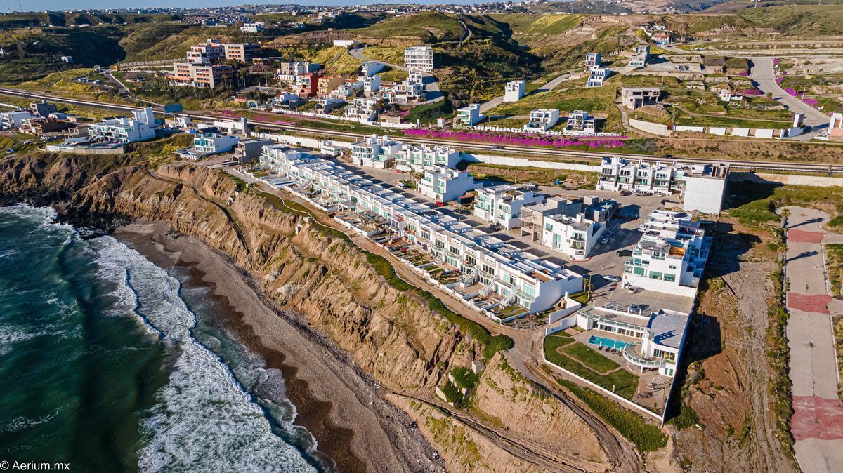 Se vende terreno de 120 m2 en Real Mediterráneo, Tijuana
