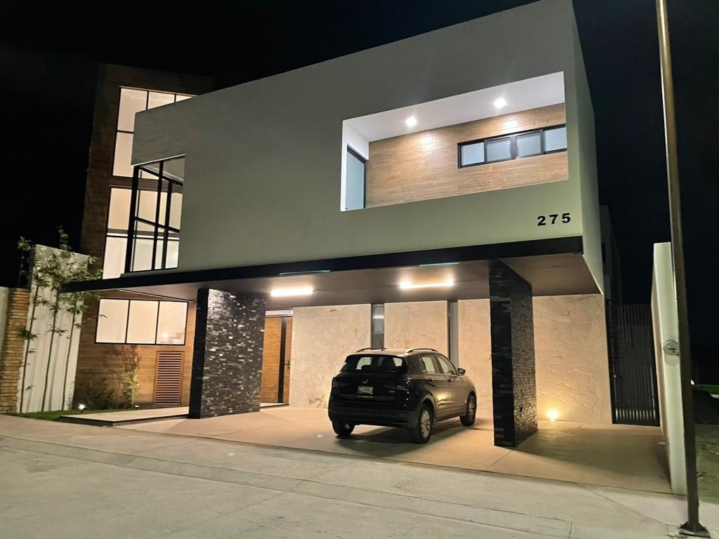 Bella fachada de autor