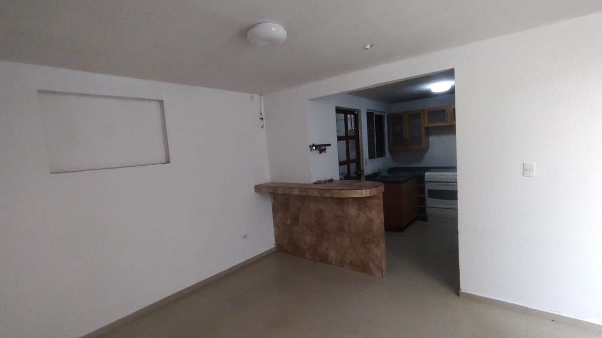 SE VENDE CASA FRACC. CERRADAS DE LINDA VISTA, GUADALUPE NL