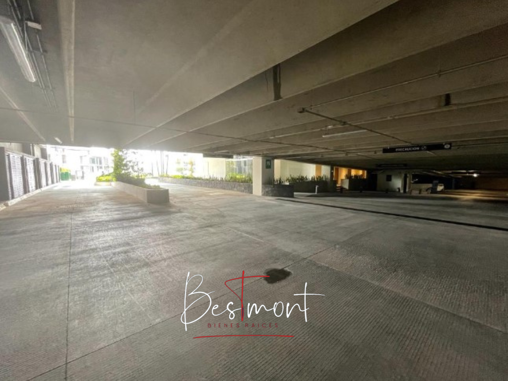 Estacionamiento Subterráneo, foto 31 de 38