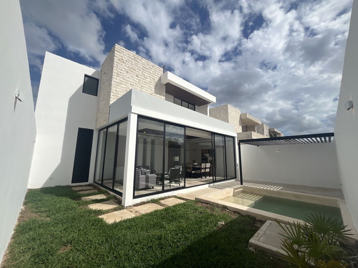 Casas en venta en Temozon Norte