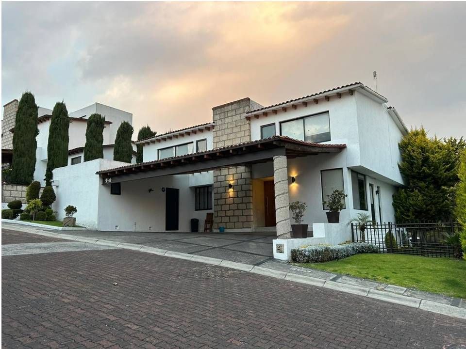 Excelente Casa en Venta en Fraccionamiento Las Haciendas. | EasyBroker