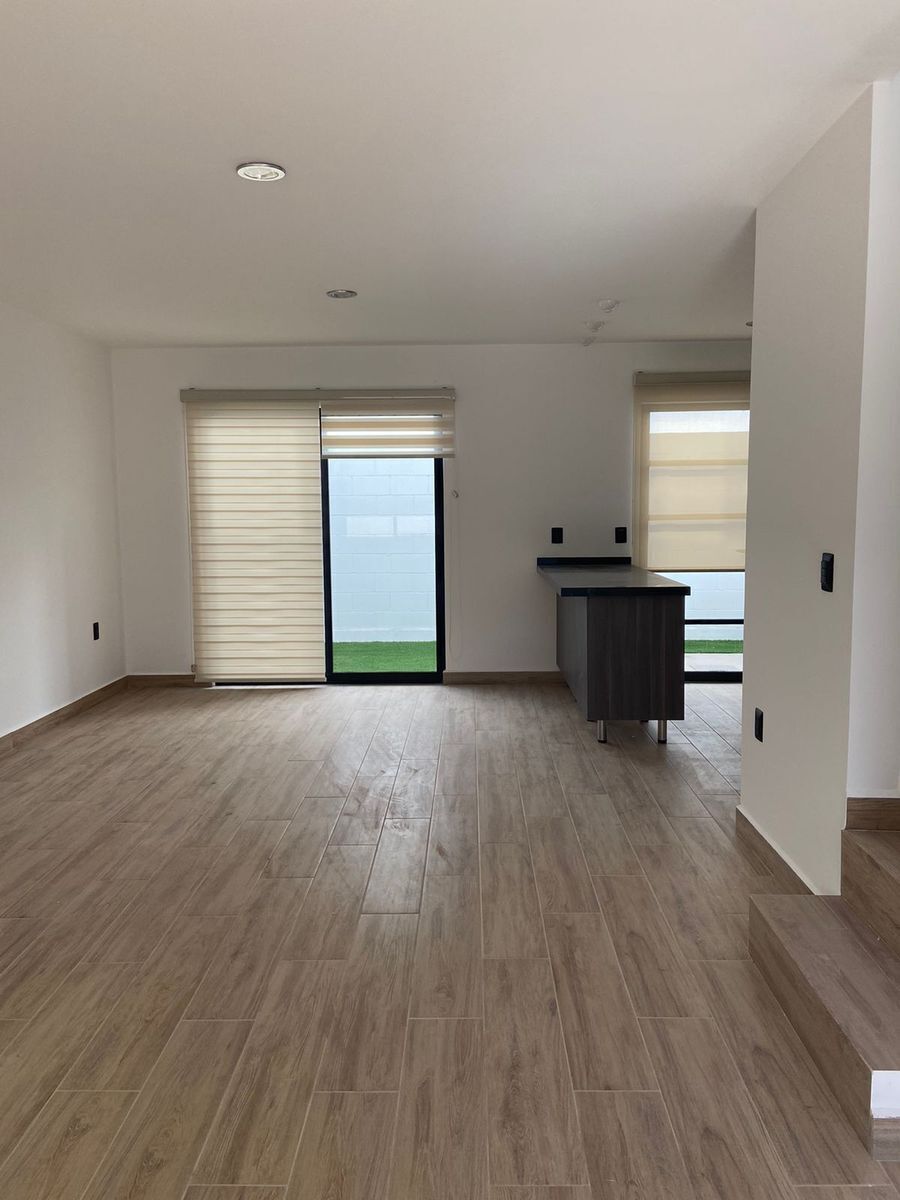 Casa frente a la Anahuac Qro EasyBroker