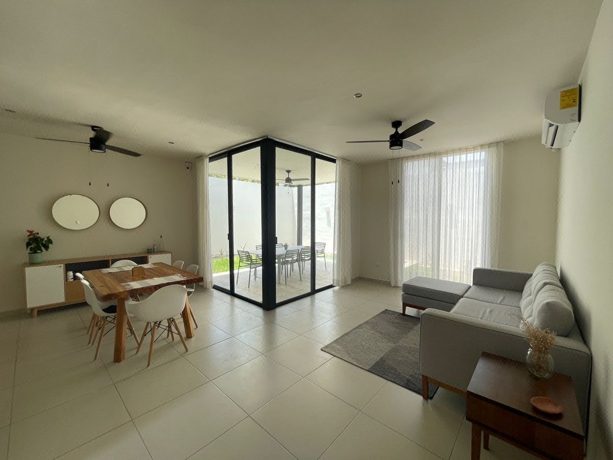 Casa en Venta en Mérida Yucatán en Privada en Leandro Valle