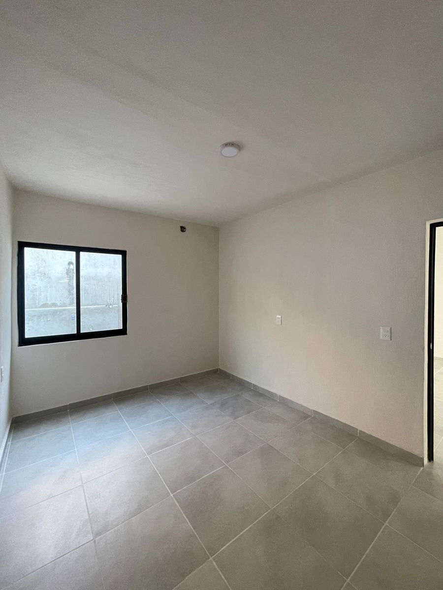 16 of 17: Recámara planta baja