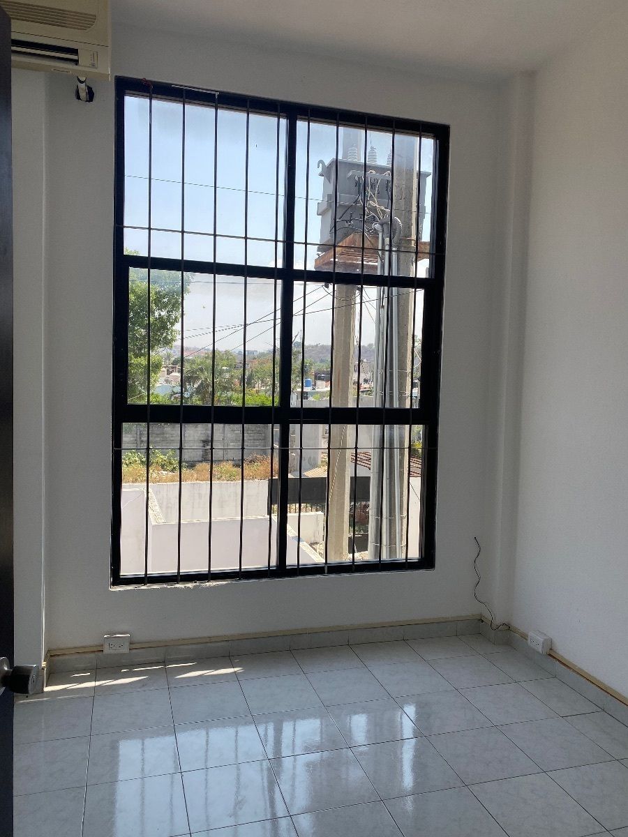 Office in Los Laguitos, Tuxtla Gutiérrez, photo 8 of 27