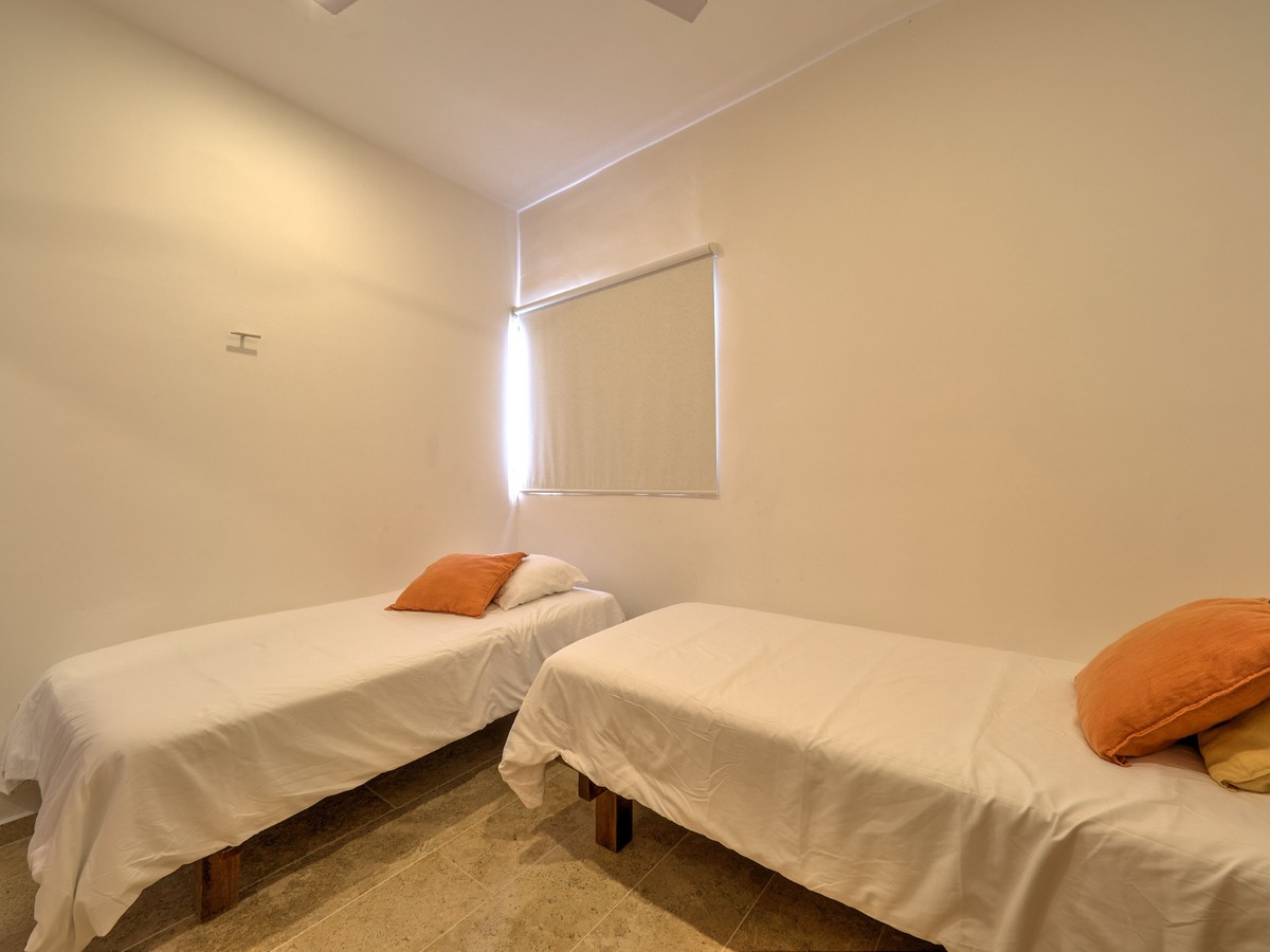 21 de 45: Habitación 4, después del área de lavado