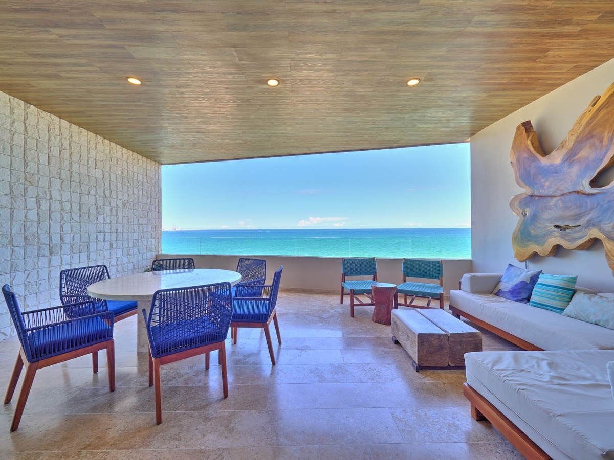 25 de 45: Balcón del Departamento