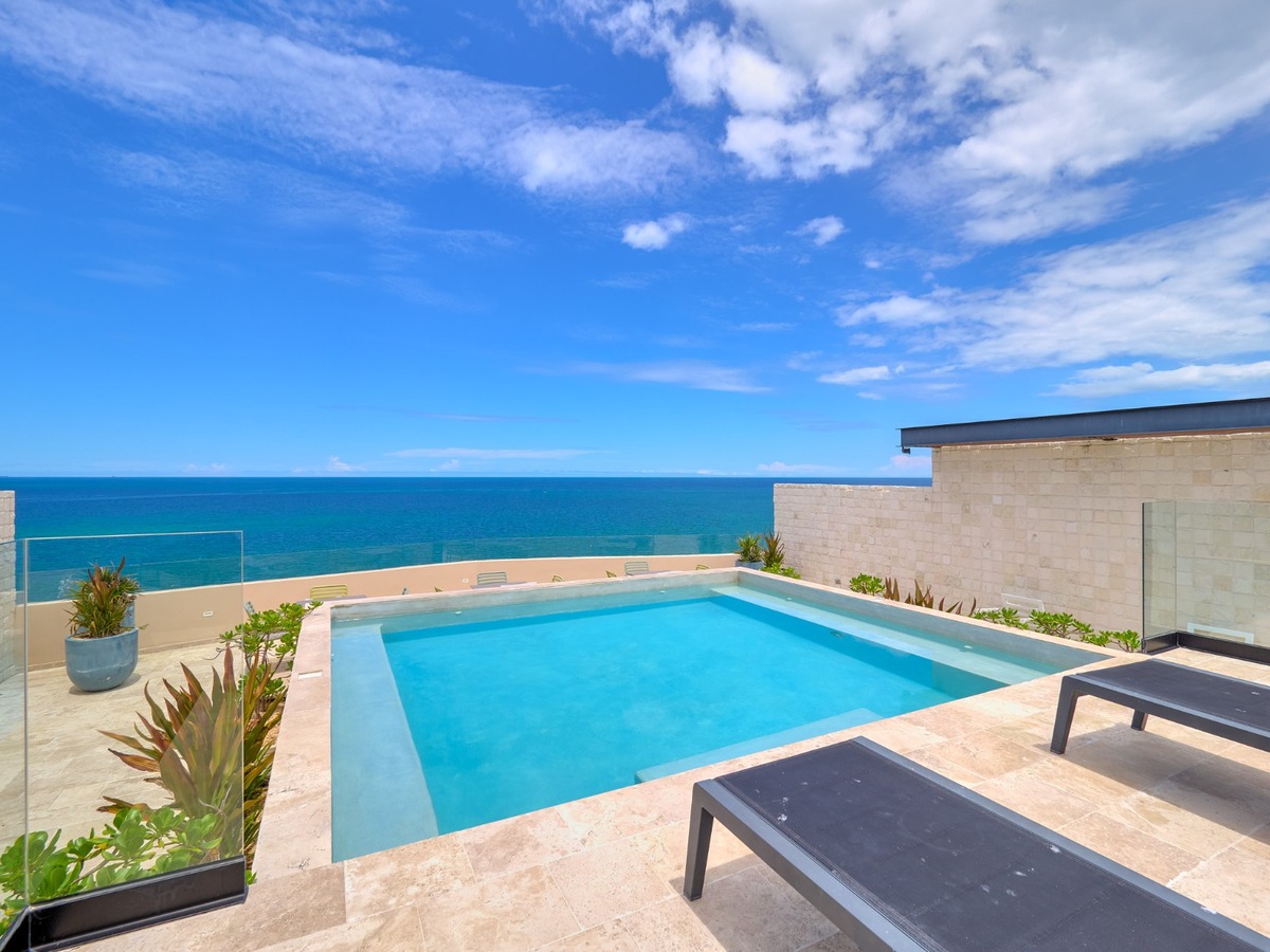 37 de 45: Alberca del Roof