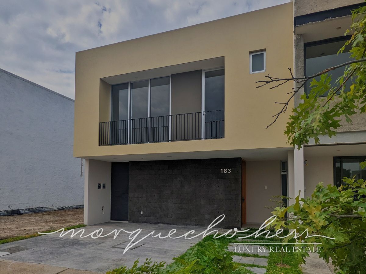 CASA NUEVA EN VENTA, ZONA PUNTO SUR