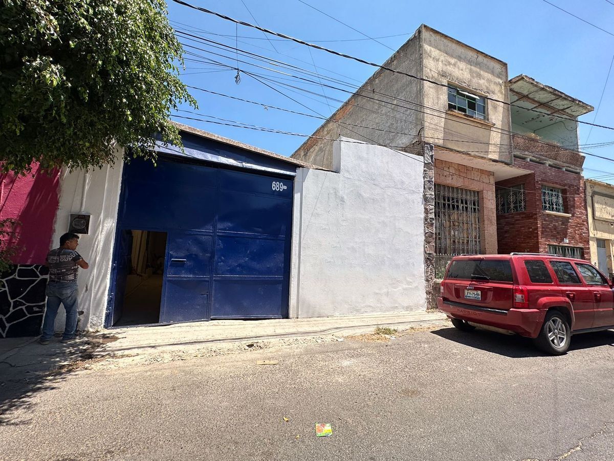 3 de 16