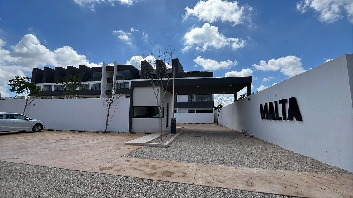 11 de 14: Entrada Principal