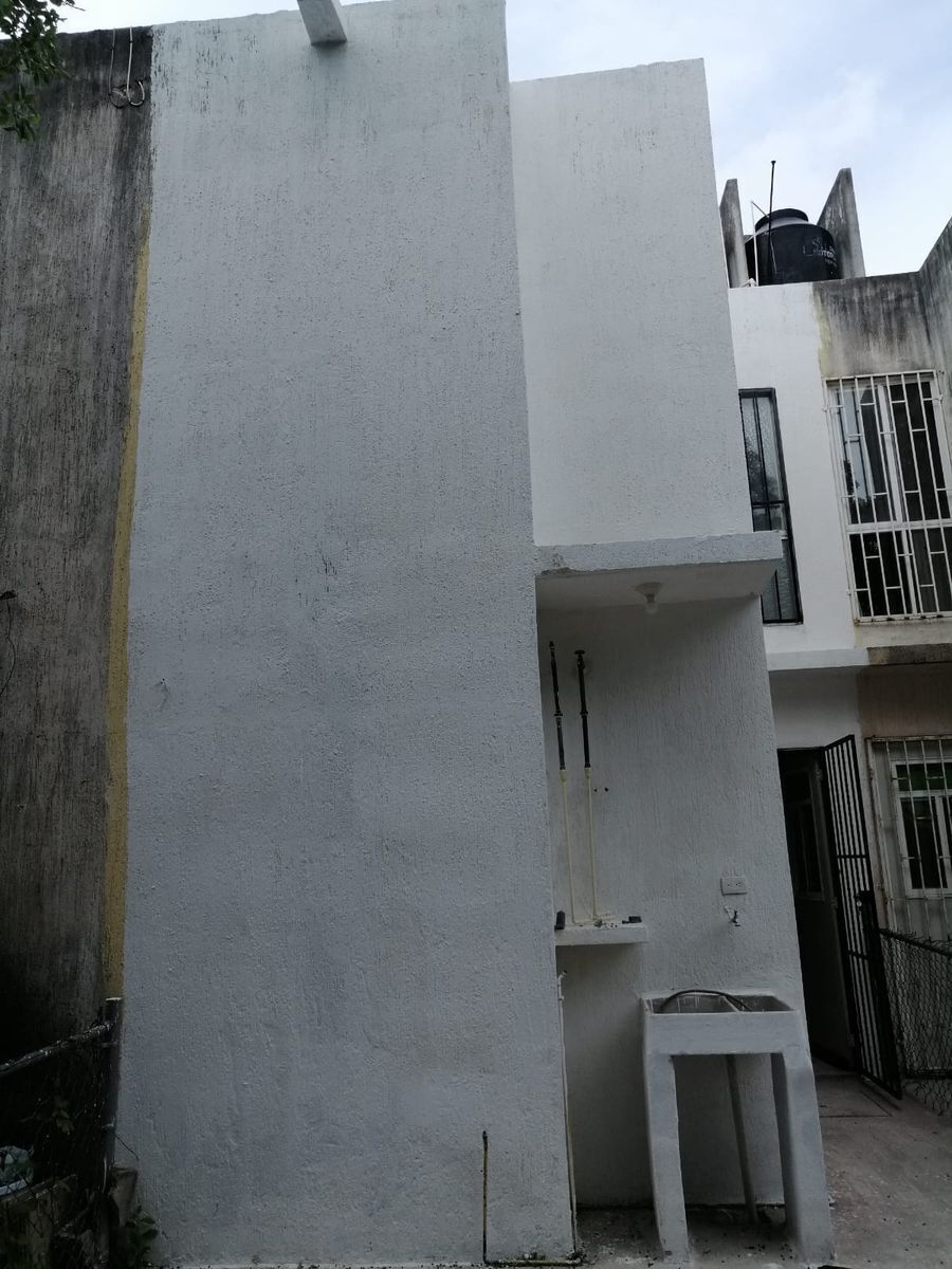 4 de 9