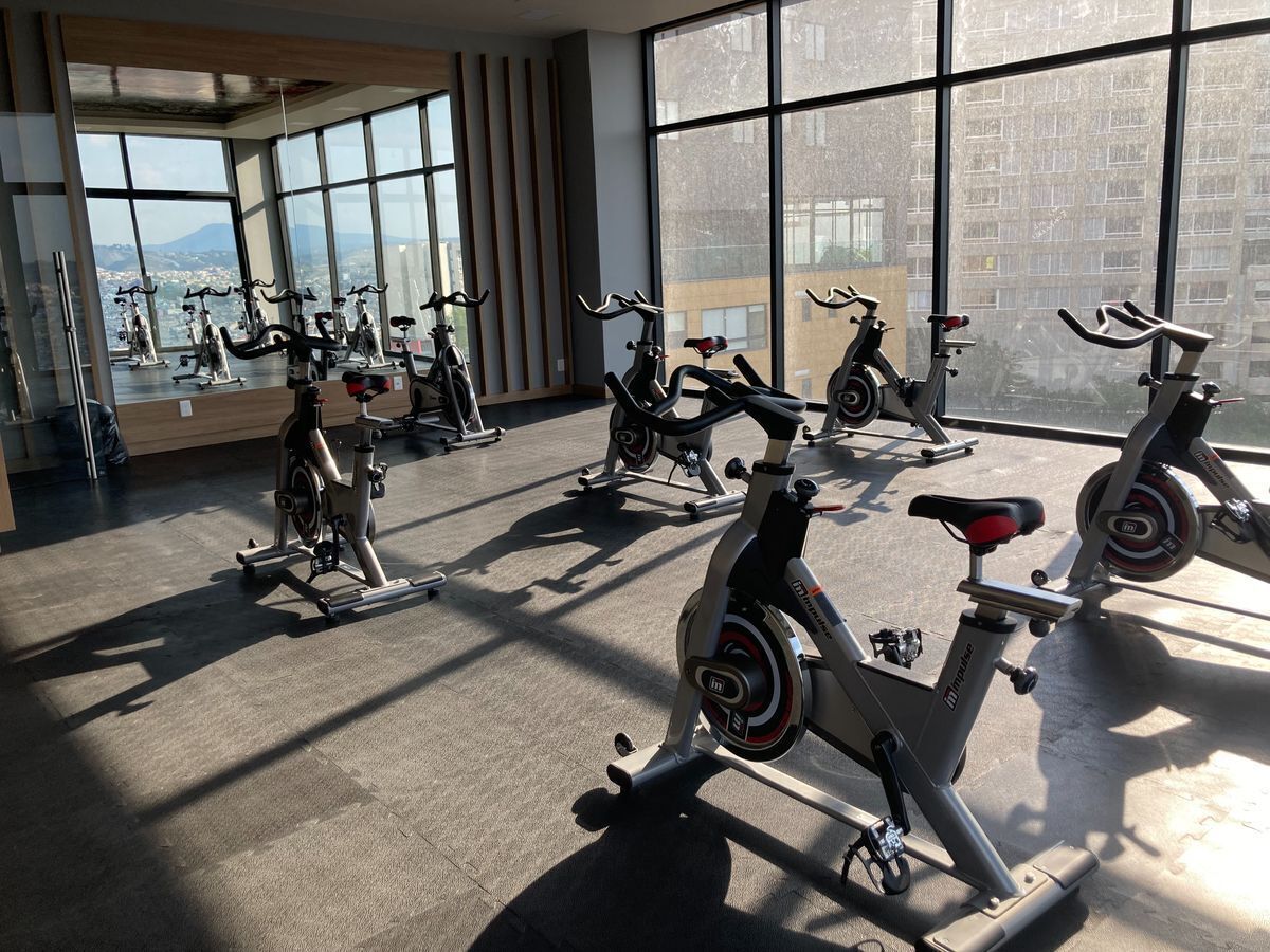 18 de 50: Salón de Spinning