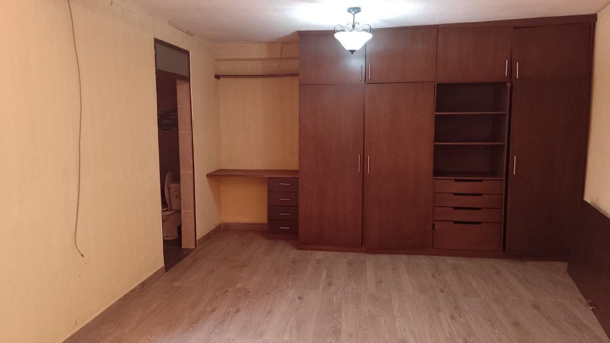 4 de 20: RECAMARA PRINCIPAL CON BAÑO
