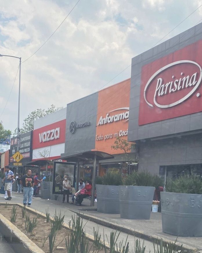 TERRENO NA AV. REVOLUÇÃO, foto 1 de 12