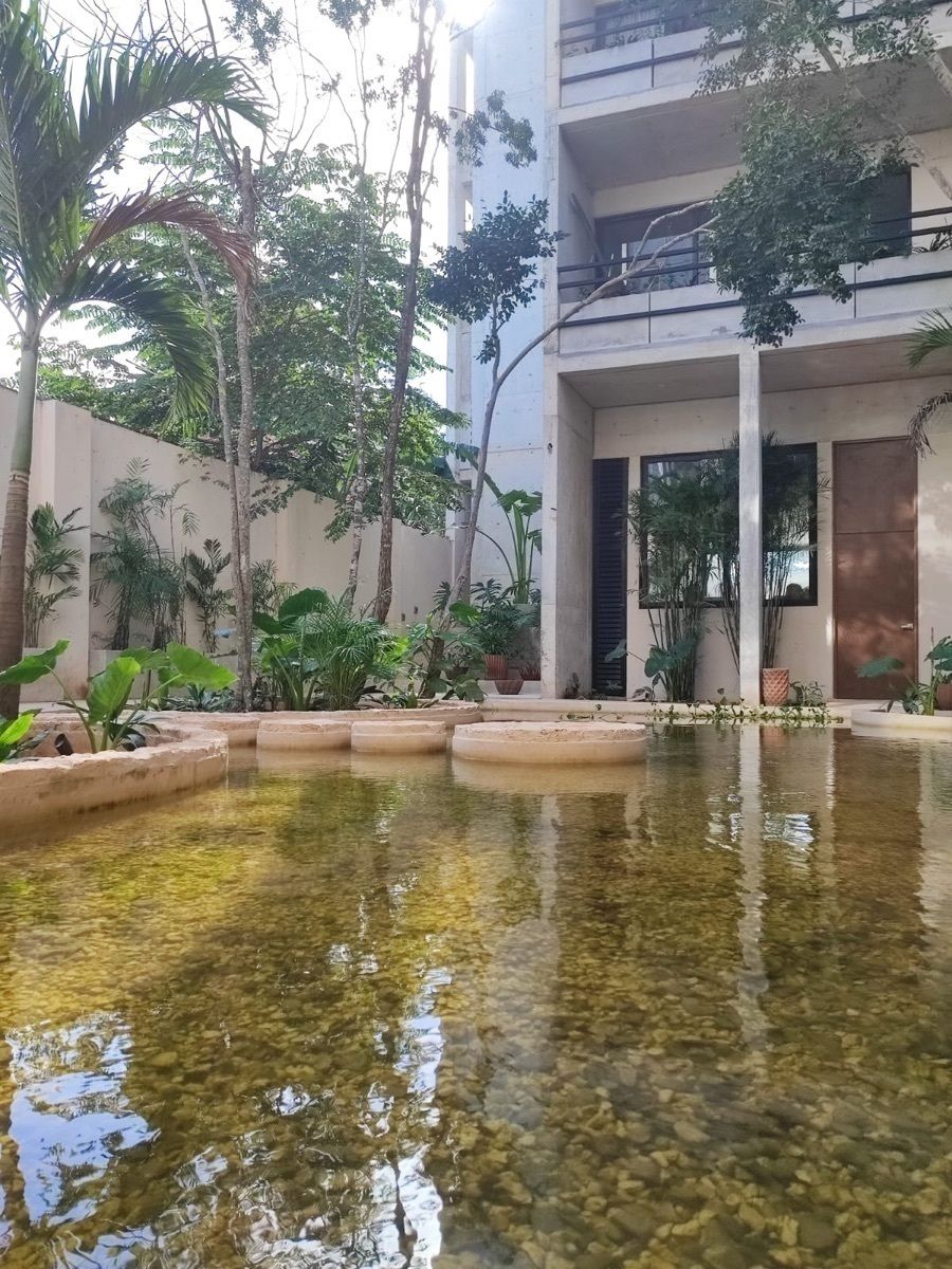 Departamento con gran terraza y balcón Aldea Zama a 6km de las Playas de TULUM