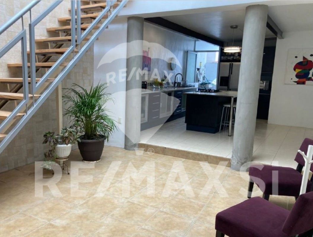 3 de 20: Estancia  casa