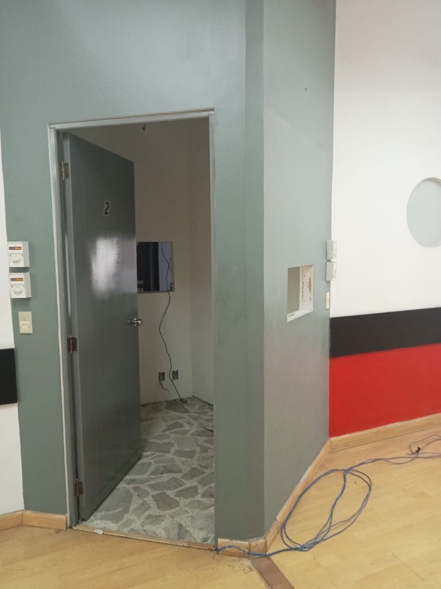 6 de 14: Local en renta 250 m2 zona centro Queretaro