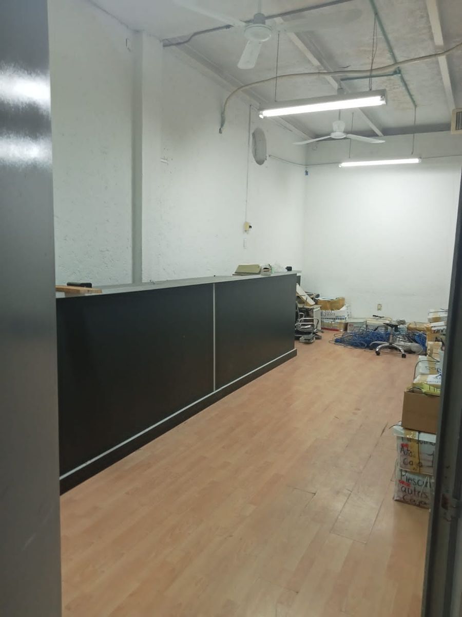 7 de 14: Local en renta 250 m2 zona centro Queretaro