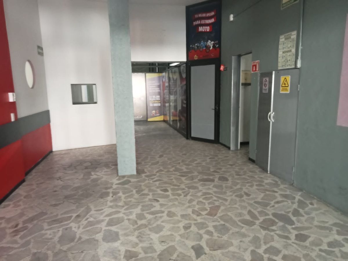 3 de 14: Local en renta 250 m2 zona centro Queretaro