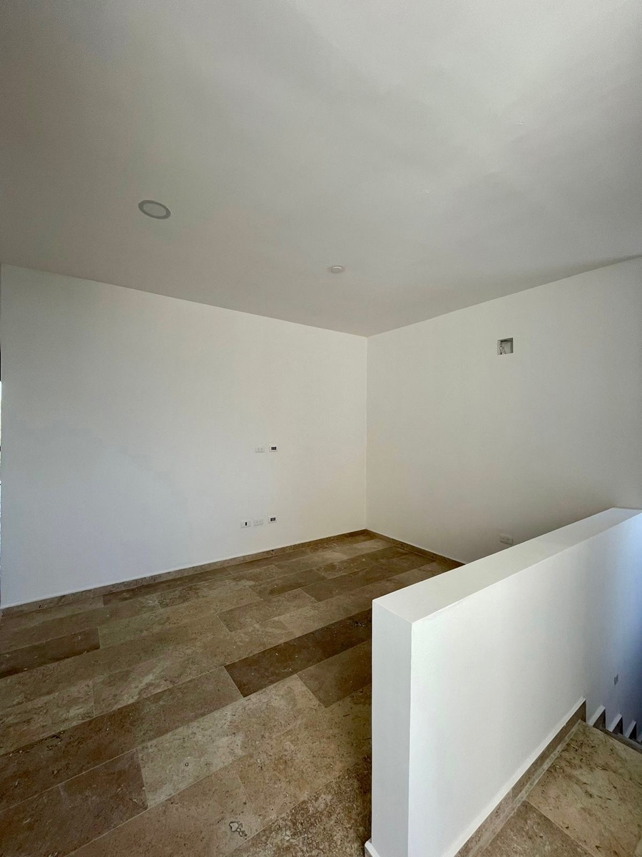 12 de 25: Sala de TV