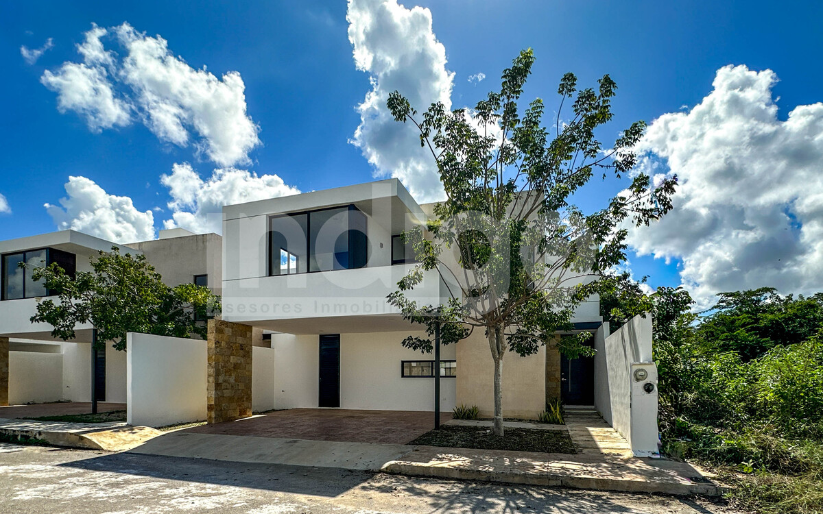 2 de 25: Fachada Frontal