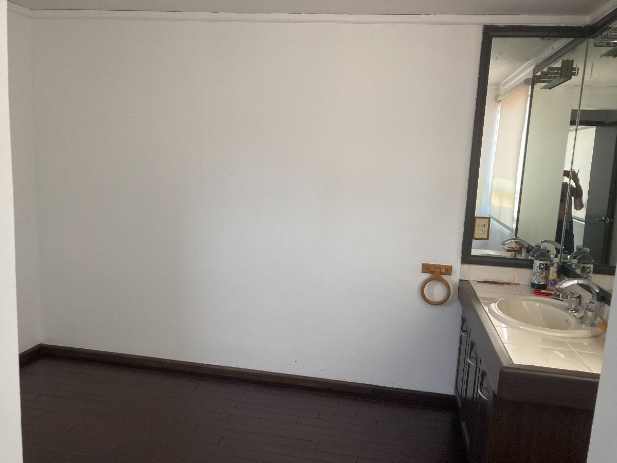 27 de 29: CUARTO DE SERVICIO