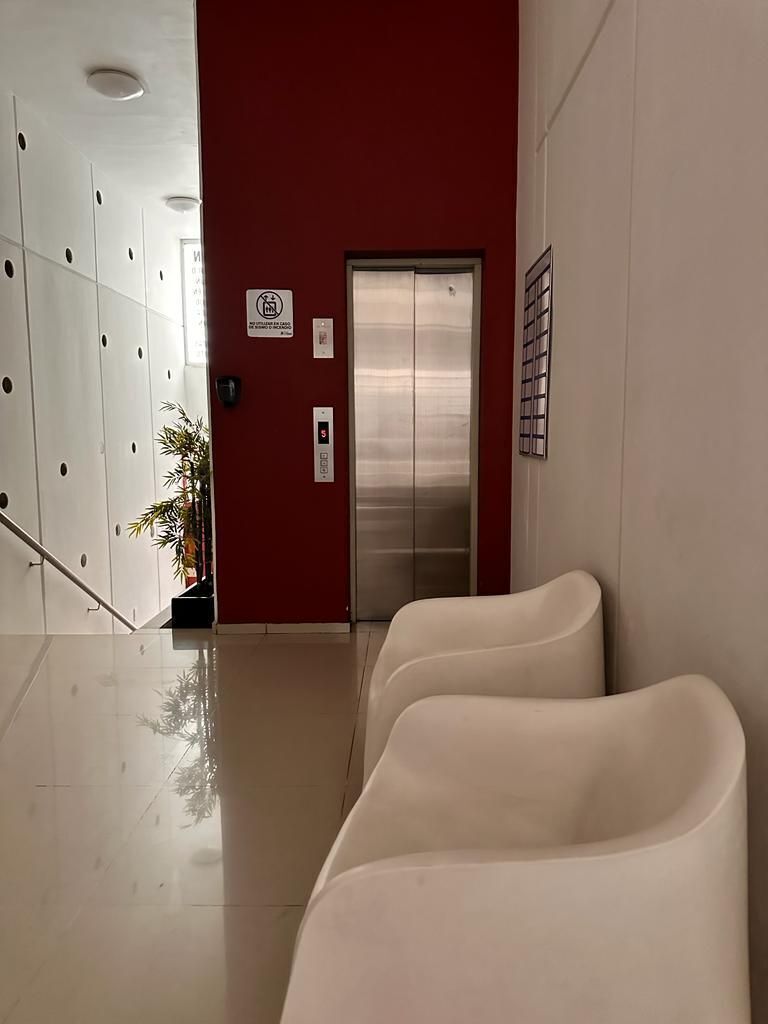 3 de 16