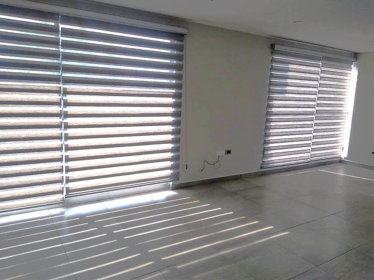 1 de 14: SALA Y COMEDOR