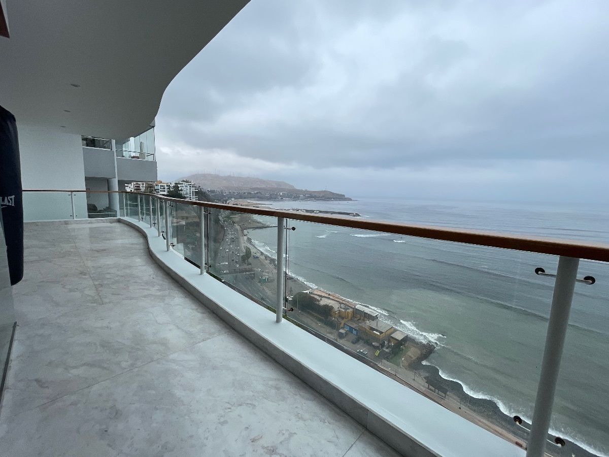 2 de 29: Terraza con linda vista al mar.