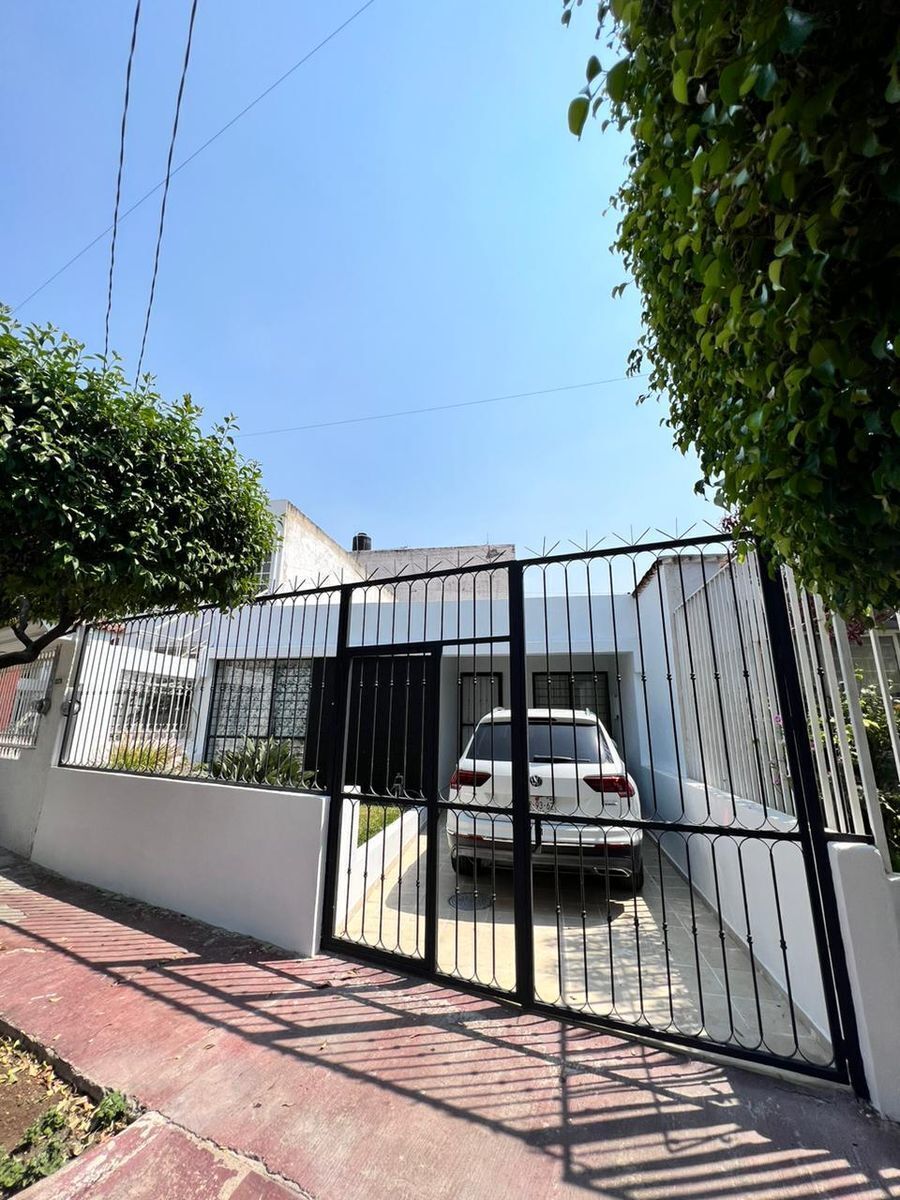 Casa en renta en Luis,Cabrera 415, Colinas de la normal, Guadalajara,  Jalisco - Casas y Terrenos