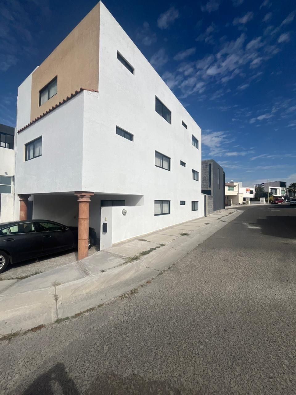 2 de 16